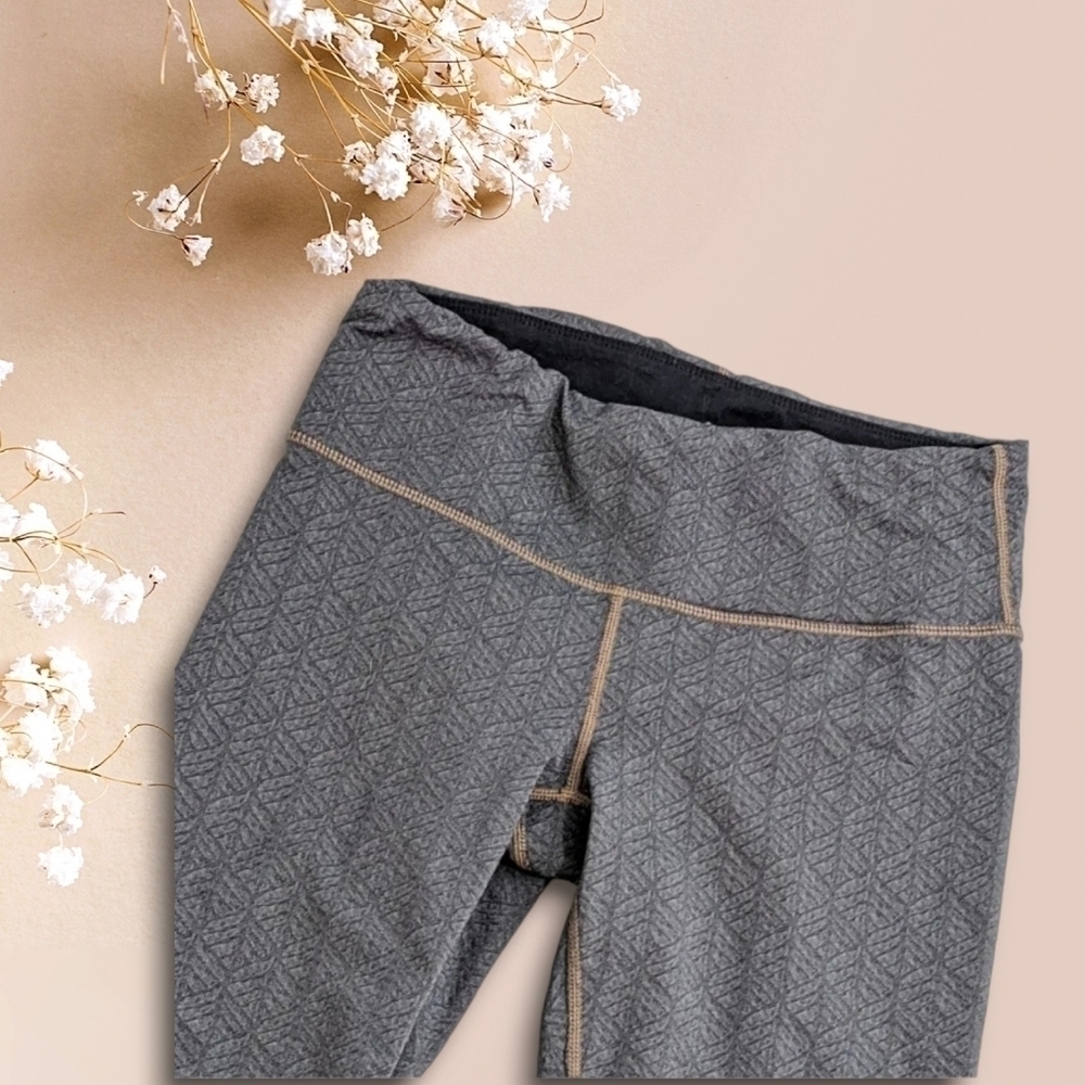 PRANA Misty Gray Textured Ruched Leggings Size XS Yoga Pants Knit - Picture 5 of 11